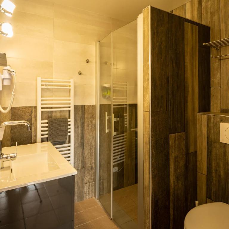 Arcanson - Chambre Double ou Lits Jumeaux Supérieure - 6