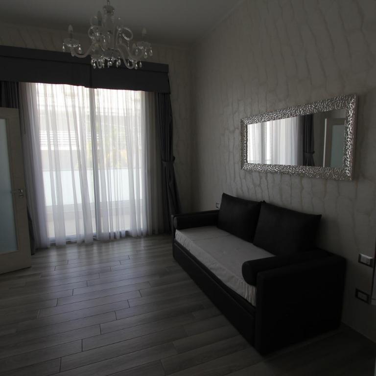 Hotel Paladini - Camera Familiare Superior - 11