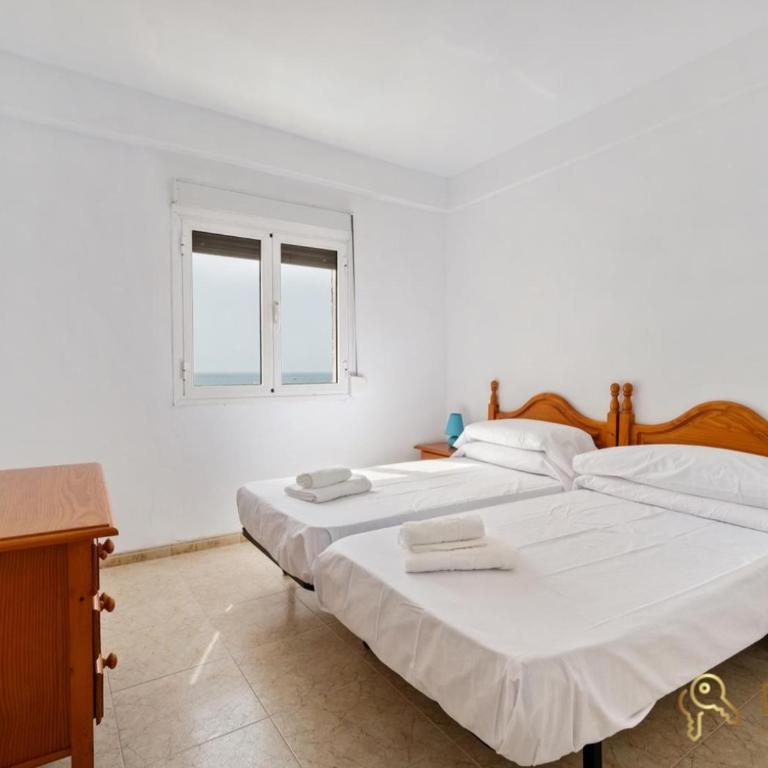 Apartamento con piscina en la primera línea de playa de Fuengirola - Apartamento con vistas al mar - 14
