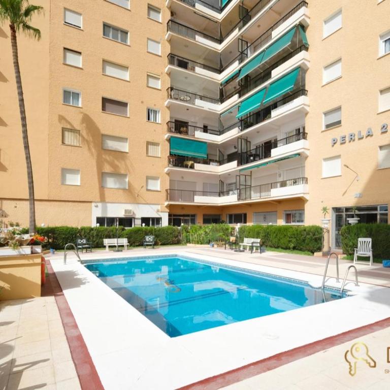 Apartamento con piscina en la primera línea de playa de Fuengirola - Apartamento con vistas al mar - 18