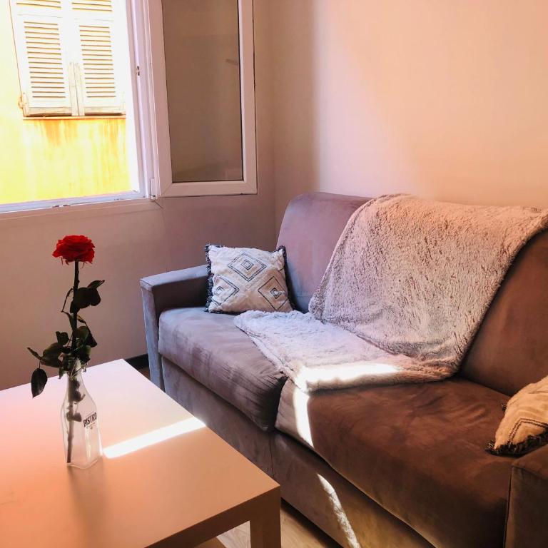 "Au Cœur du Vieux Nice Place Rossetti et de sa fabuleuse Promenade des Anglais" - Appartement 1 Chambre - 8