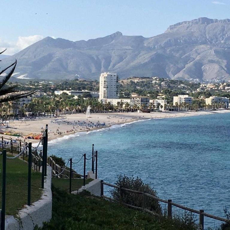 Camino del Faro LALBIR Alicante - Three-Bedroom Apartment - 2