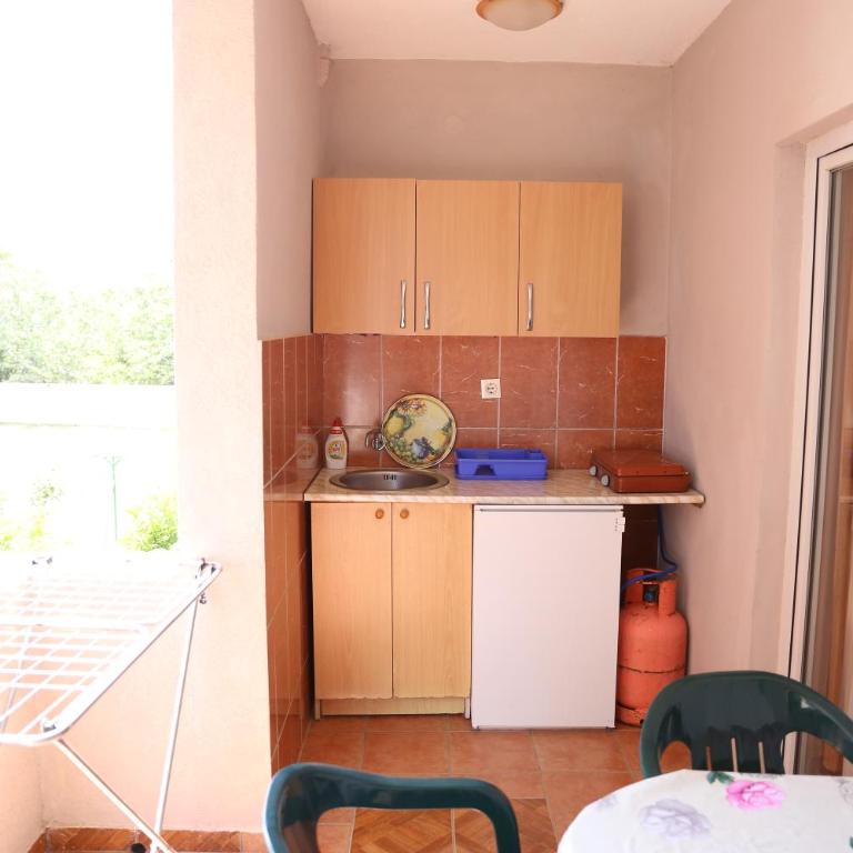 Friendly House - Standardni Apartman - 6