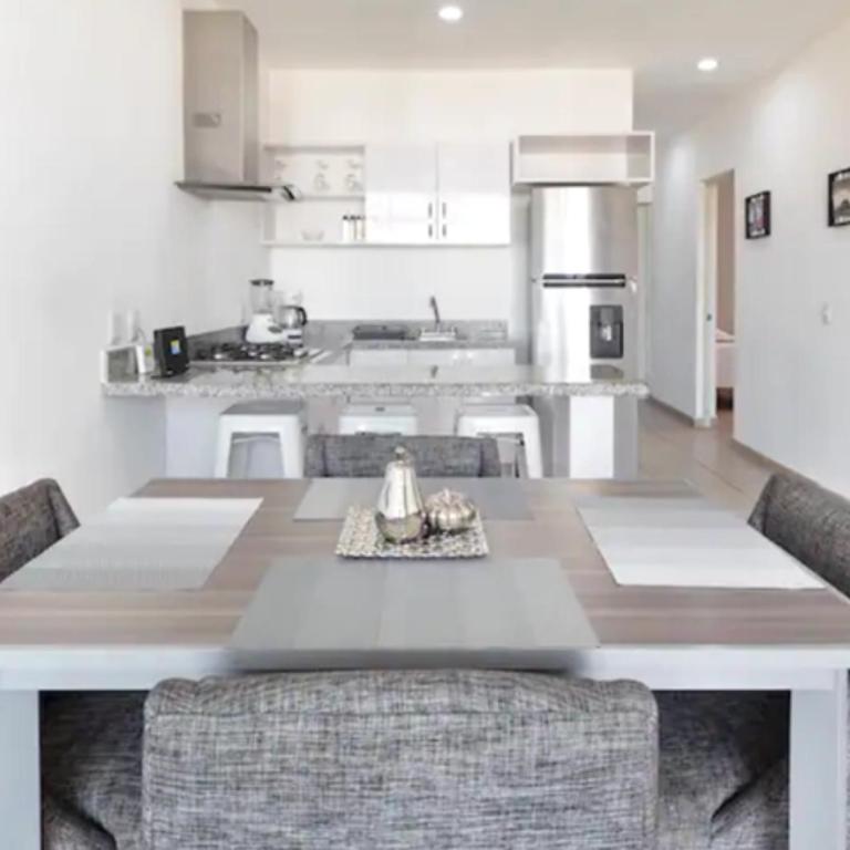 Apartamento Vacacional con Piscina en Puerto Vallarta - Apartamento de 3 dormitorios - 12