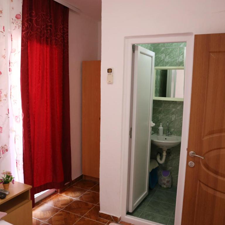Friendly House - Apartman sa Terasom - 15