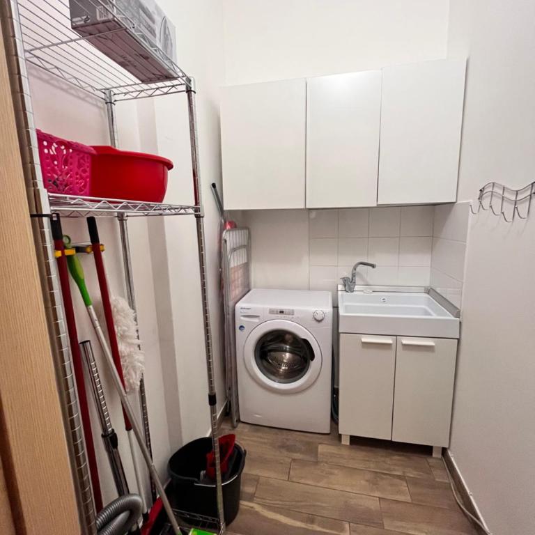 Guest House in Piazza - Two-Bedroom Apartment - 11