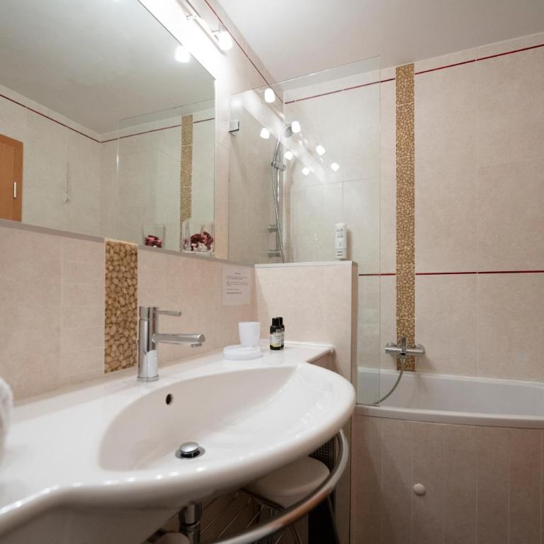 Haus Leithner - Suiten & Apartments - Suite mit Seeblick - 6