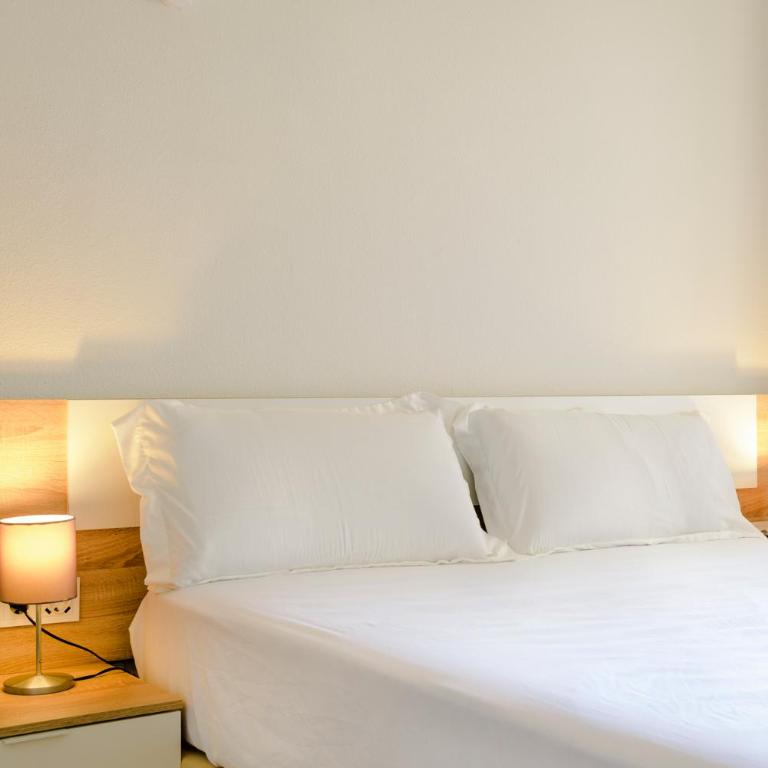 Estepona Marina with Sea Views, Pool and Parking - Apartamento de 1 dormitorio - 5