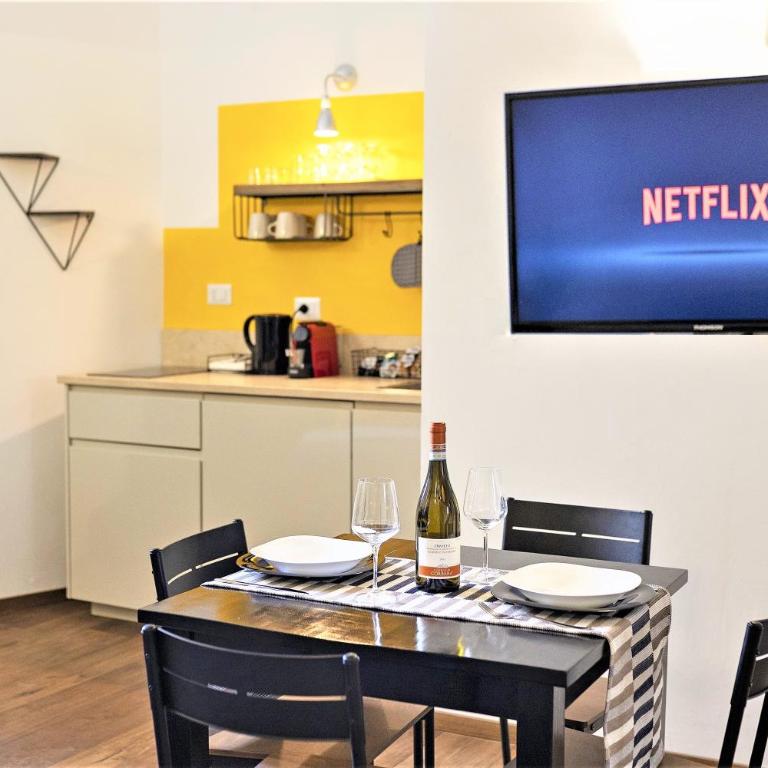 Loft Centro Storico Accesso Senza Scale "Carvajal Rooms " Due Passi dal Duomo, Netflix Incluso - Appartamento con 1 Camera da Letto - 5