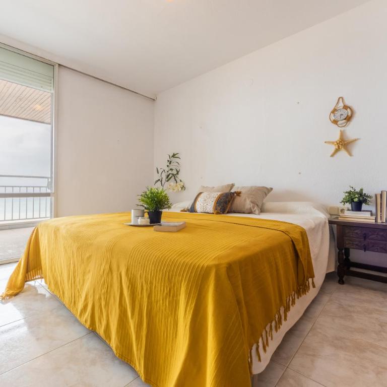 HOMES & GO Bell Reco Basic IV - Three-Bedroom Apartment - 1