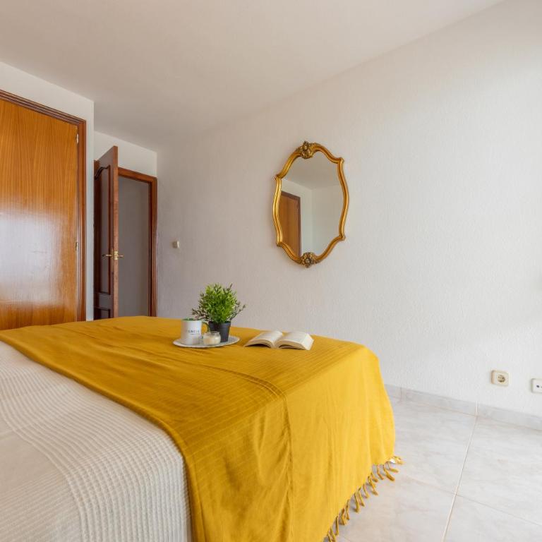 HOMES & GO Bell Reco Basic IV - Three-Bedroom Apartment - 11