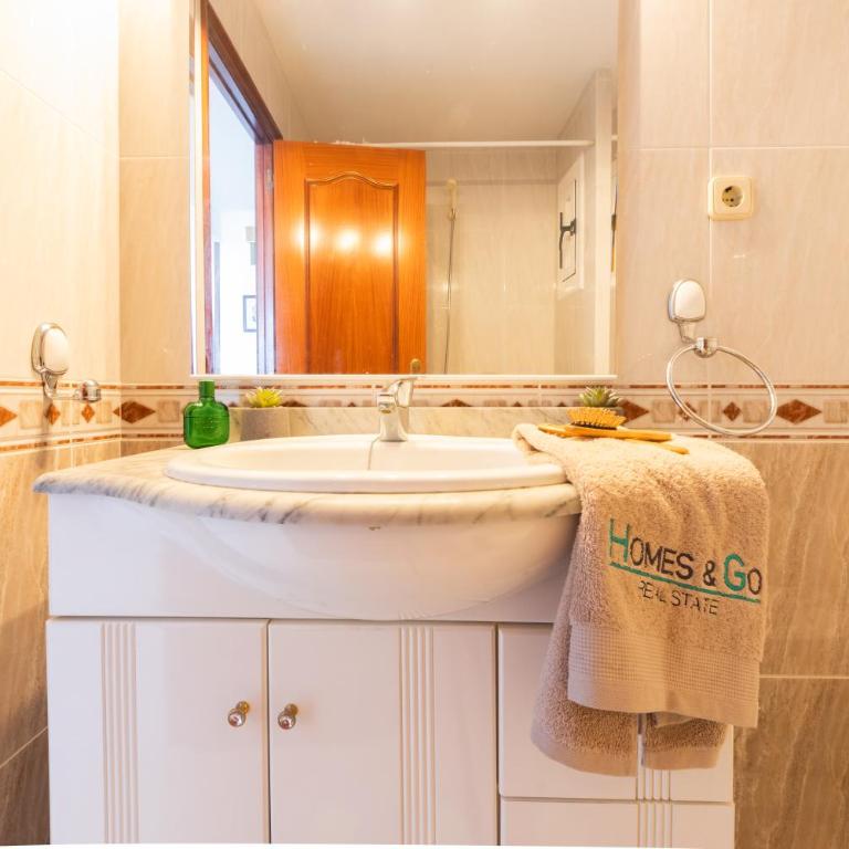HOMES & GO Bell Reco Basic IV - Three-Bedroom Apartment - 21