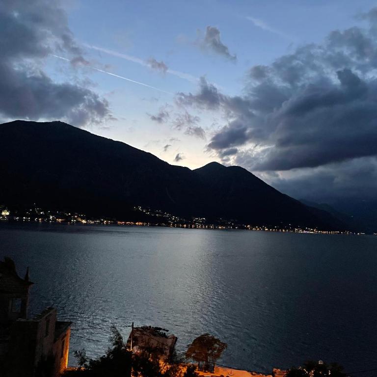 Penthouse on the Bay - 20m from the Beach - Apartman sa 2 Spavaće Sobe, Balkonom i Pogledom na More - 39