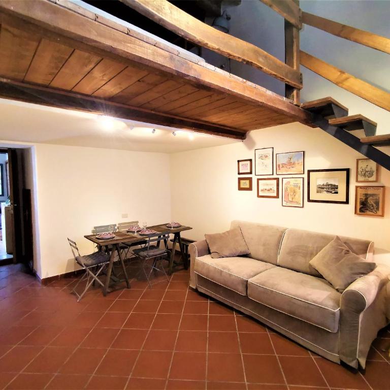 Bellezza Al Colosseo - B&B & Apts - Apartment with Garden View -Via Capo d'Africa 14 - 1