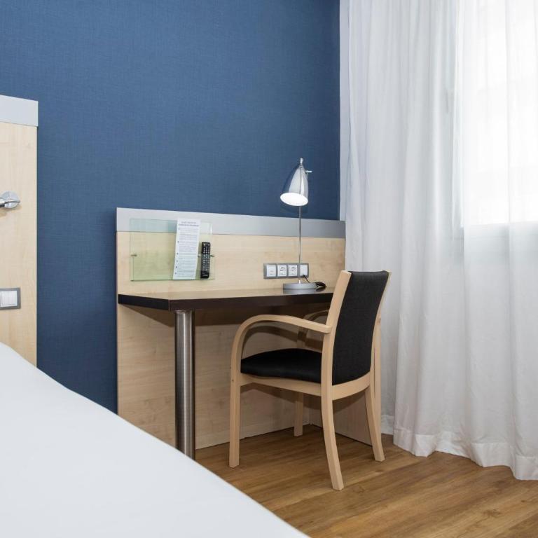 Holiday Inn Express Barcelona City 22@ by IHG - Standard Room with Free Breakfast - 11
