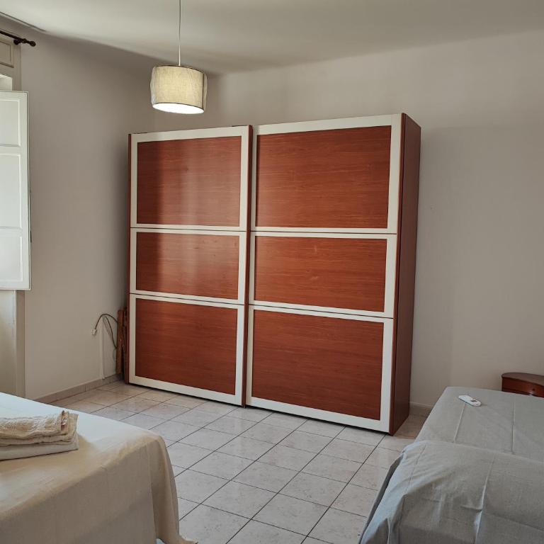 Siracasa - Three-Bedroom House - 19