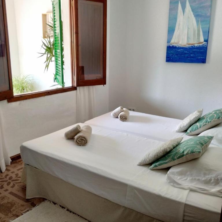 Casa Tritons - Three-Bedroom House - 13
