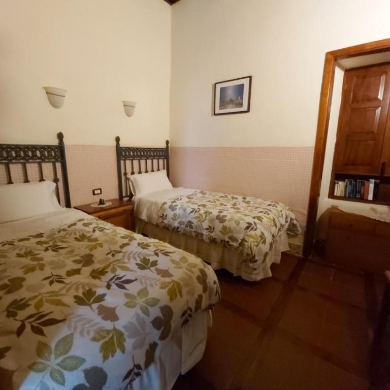 Villa-Sleeps4-Parking-Garden-Pool-NearAirport - Villa de 1 dormitorio - 6
