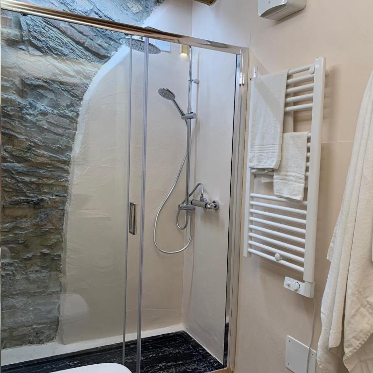 Rock & Wood - Apartment & Room - Double Room with Private Bathroom - 22