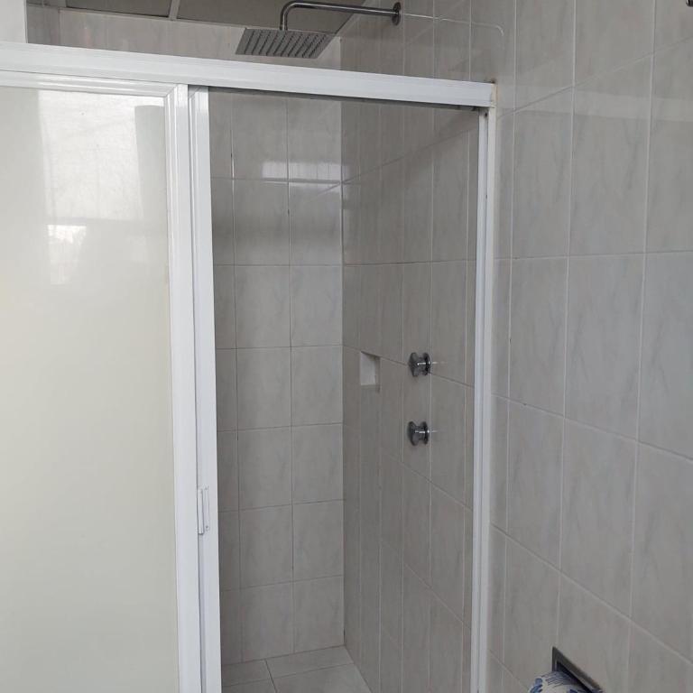 Hotel Gilbert - Suite Deluxe con cama extragrande - 3
