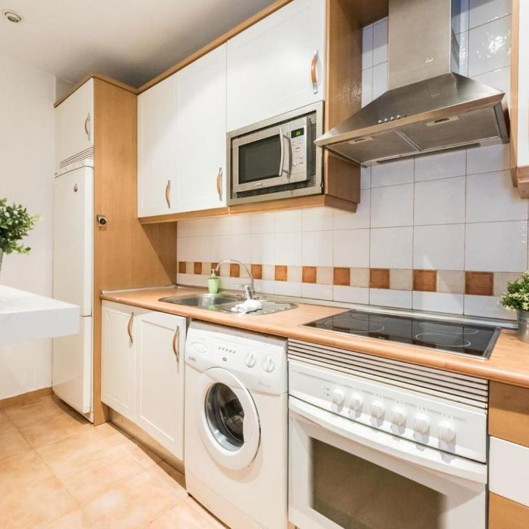 El Hogar de Pizarro - Apartment - 17