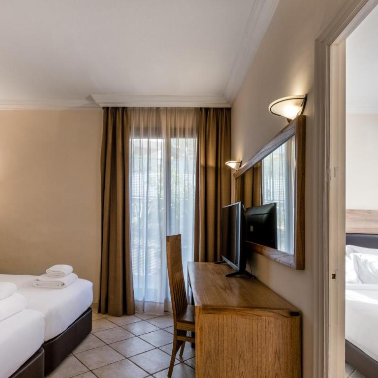 Eden Roc Hotel & Spa by Brava Hoteles - Habitación Familiar Estándar - 3