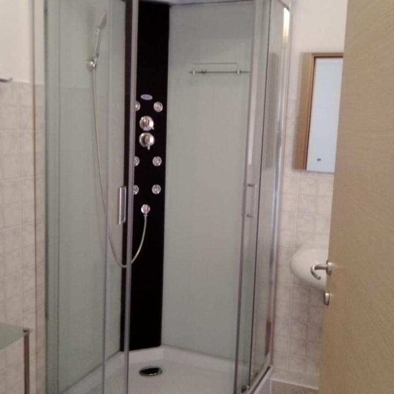 Affittacamere L'Orchidea - Camera Singola con Bagno Privato - 4