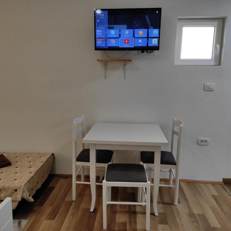 Apartments Nemanja - Studio Apartment - 23
