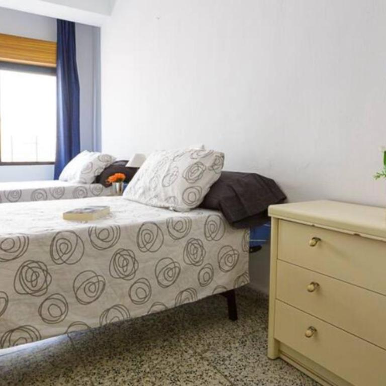 Geranios Wifi en plena Puerta Purchena - Apartment - 9