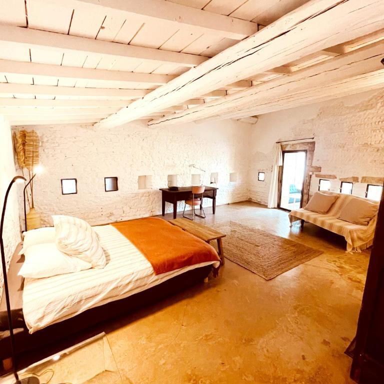 Très Belle rotonde déco Bohème, tennis, parking - Casa con 1 dormitorio - 5