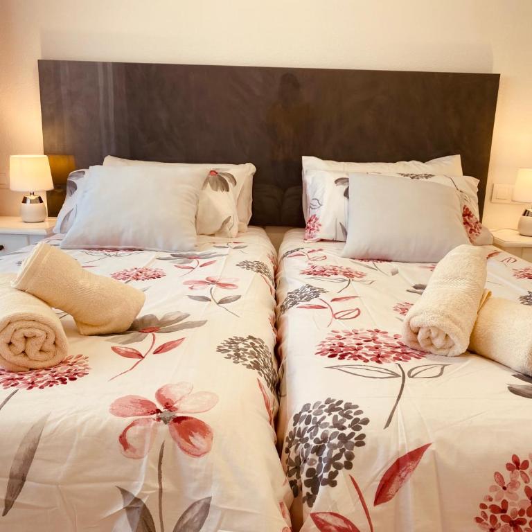 Royal Holiday Home - Apartamento - 35