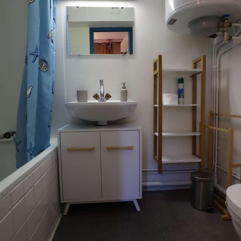 Duplex ensoleillé 40m² pour 4 pers. - Loggia, Wifi, proche commerces et navette enfants - Apartment mit 1 Schlafzimmer - 10