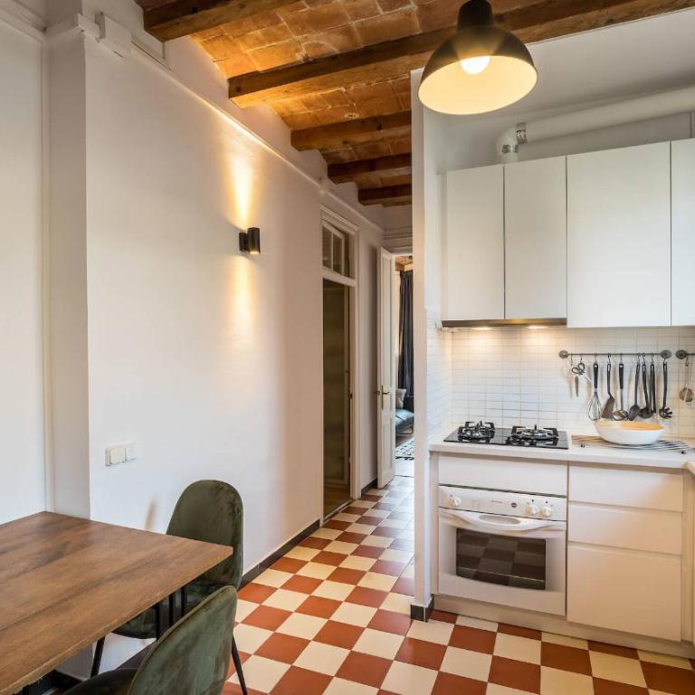 21PER1020 - Cozy apartment in Vila de Gracia - Two-Bedroom Apartment - 11