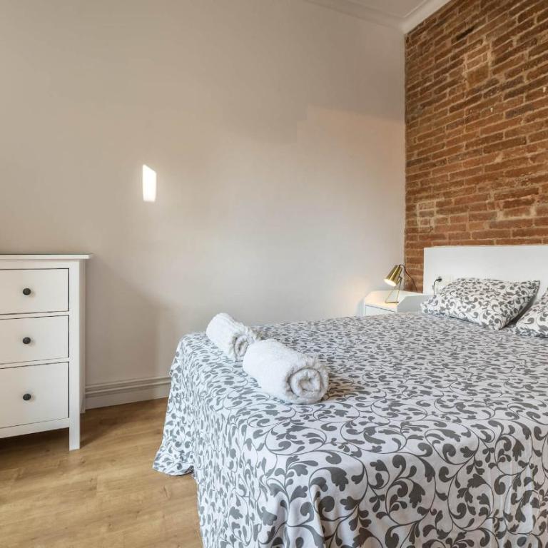 21PER1020 - Cozy apartment in Vila de Gracia - Two-Bedroom Apartment - 16