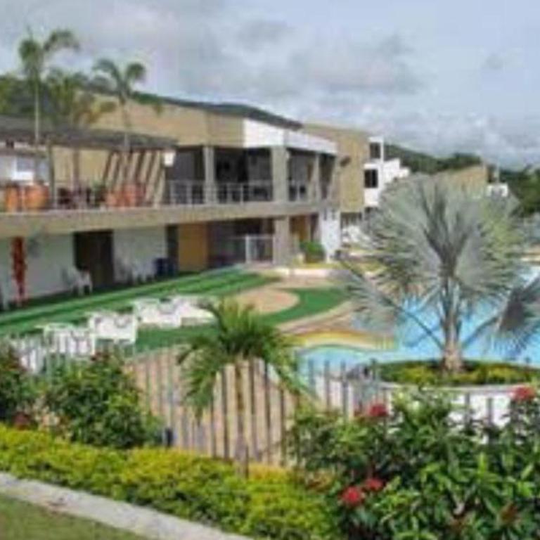CASA VACACIONAL CON PISCINAS EN SAN JERONIMO - CIUDADELA PREMIUm - Five-Bedroom House - 31
