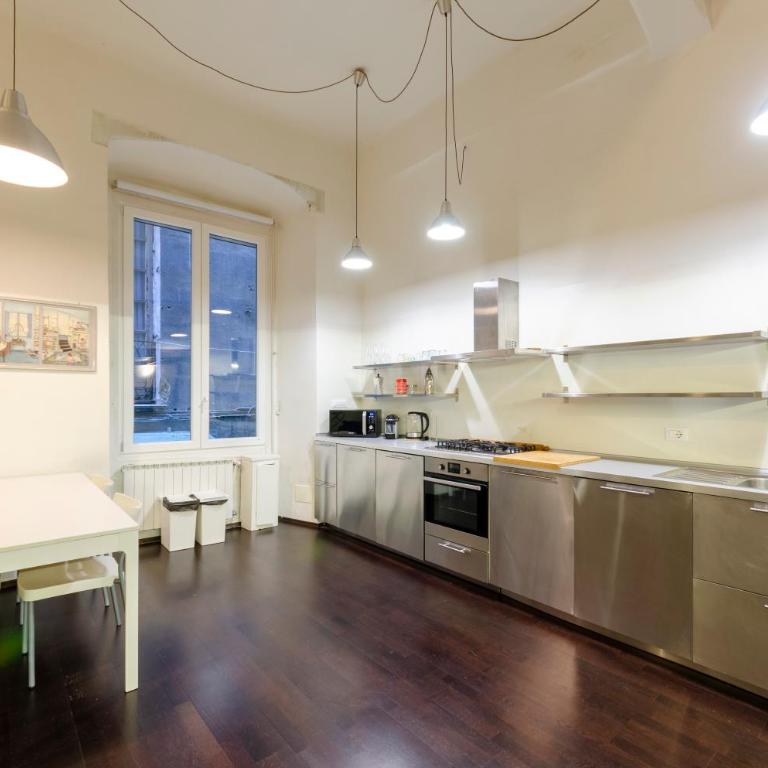 The Heart of Genova - Live Italy's History & Charm - Two-Bedroom Apartment - 2