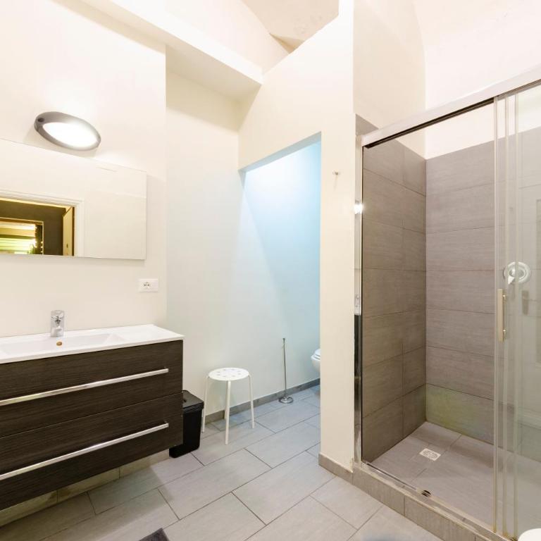 The Heart of Genova - Live Italy's History & Charm - Two-Bedroom Apartment - 17