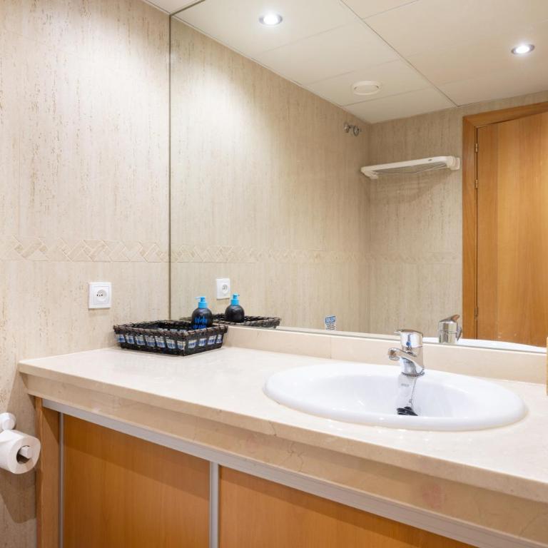 Home2Book Executive & Design Las Torres - Apartamento de 3 dormitorios - 27