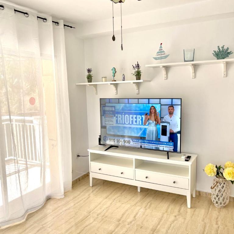 APARTBEACH SANTA ELENA CLIMATIZADO PARKING y JUNTO PLAYA CAPELLANS - Apartment - 2