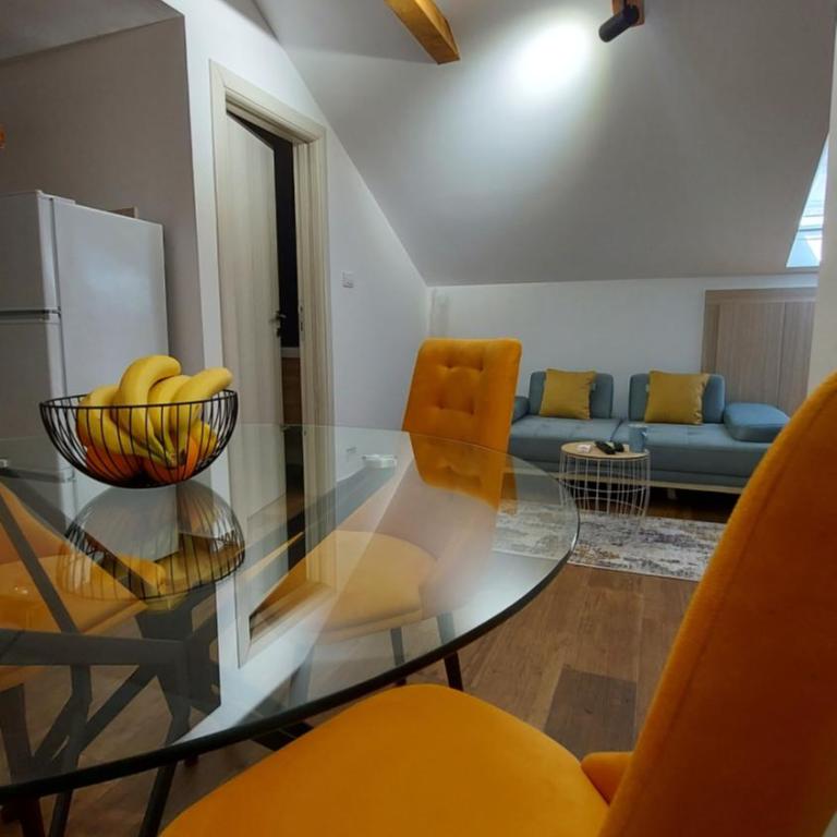 Art Apartments - Studio - 8
