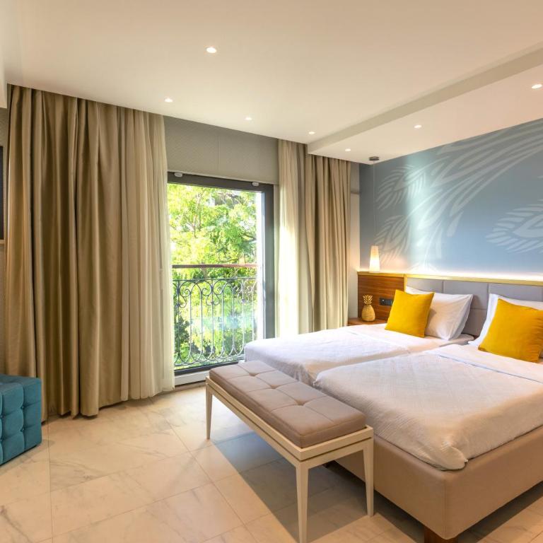 HUMA Kotor Bay Hotel and Villas - Deluxe Double Room - Bay View - 2
