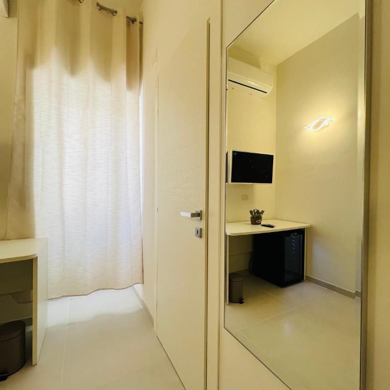 Pirro’s rooms - Camera Matrimoniale con Bagno Privato - 5
