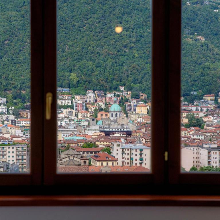 Bird's Eye View - by MyHomeInComo - Appartamento con 1 Camera da Letto - 11