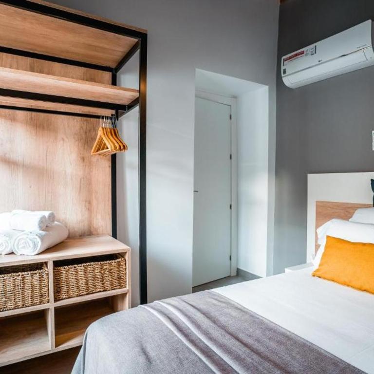 Ibericabeds Albaicín - Two-Bedroom Apartment - 1