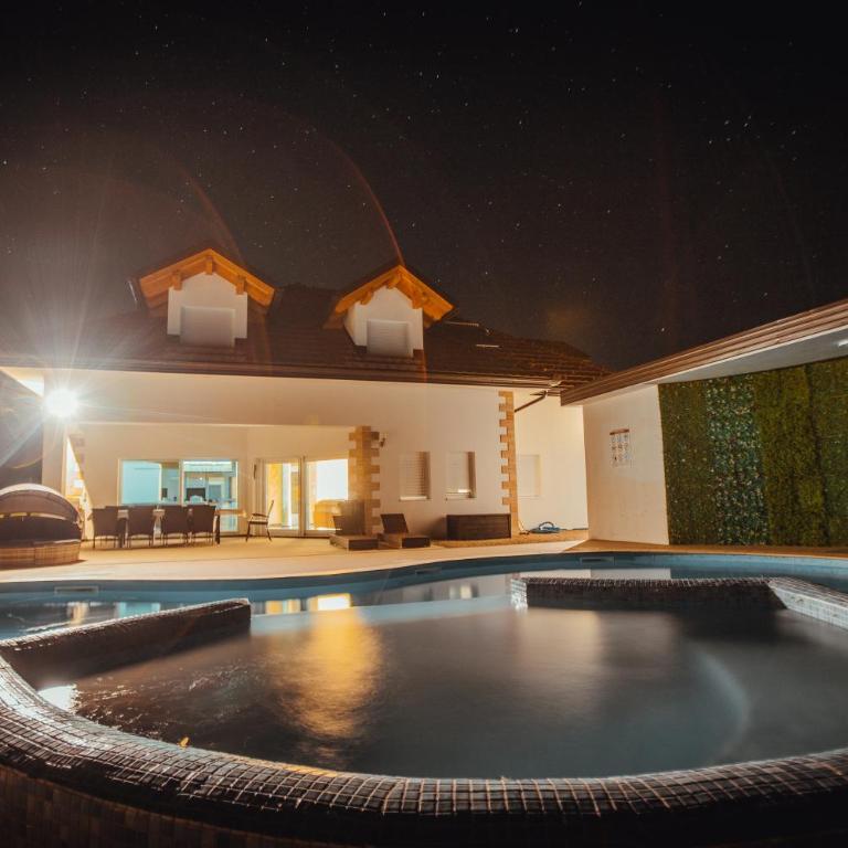 Grand villa Bosnae - Villa - 11