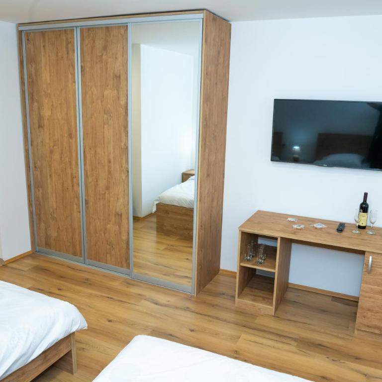 Guest House Alte - Deluks Dvokrevetna Soba sa Bračnim Krevetom/Zasebnim Krevetima i Pogledom na Grad - 5