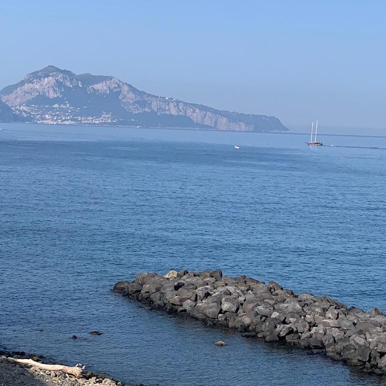 Casa Vacanza Verde Smeraldo- (San Montano) - Appartamento con 2 Camere da Letto - 29