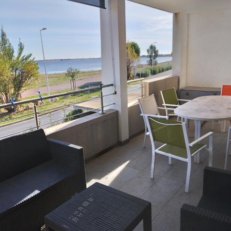 Appartement F3 en bordure de l étang de thau - Appartamento con 2 Camere da Letto - 8