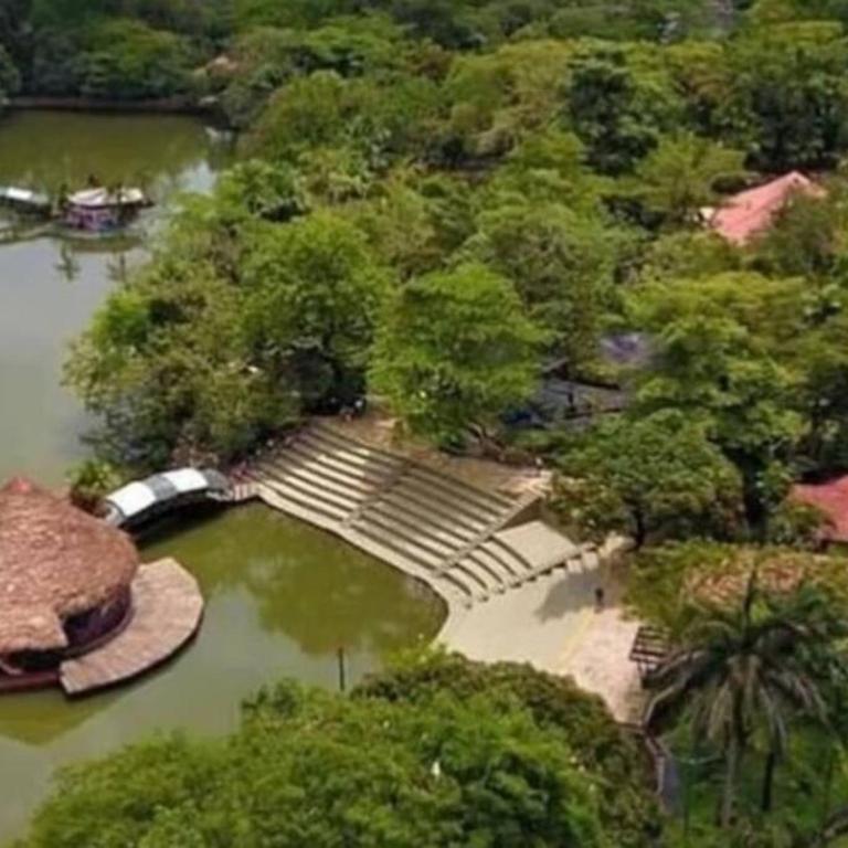 casa blanca - Four-Bedroom House - 24