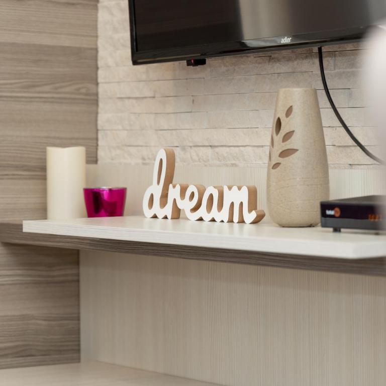 Milmari K13 - One-Bedroom Apartment - 9